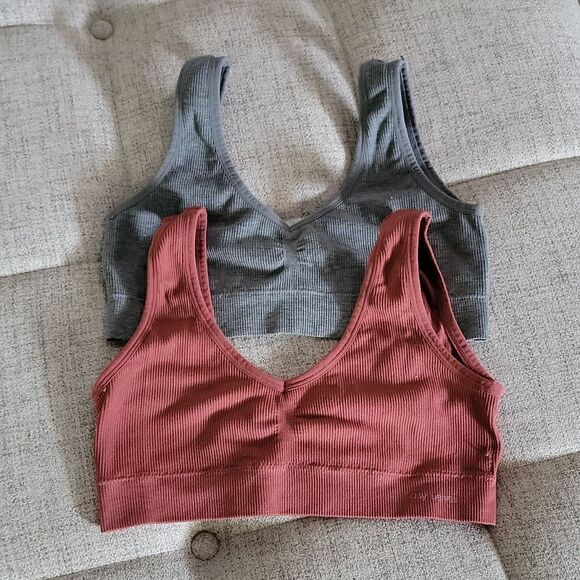3 piece Sports Bras Bundle - Picture 1 of 7